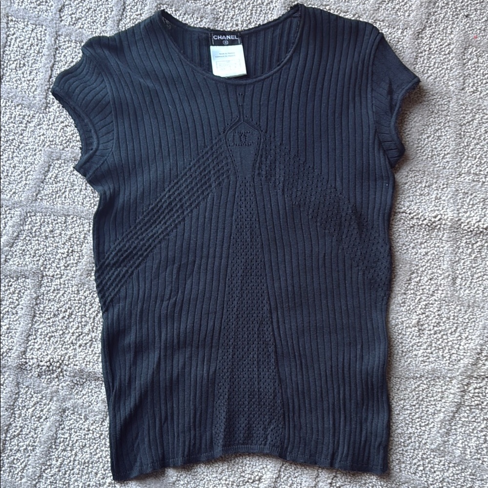 Chanel Black Ribbed Women's Top, size 38, very stretchy